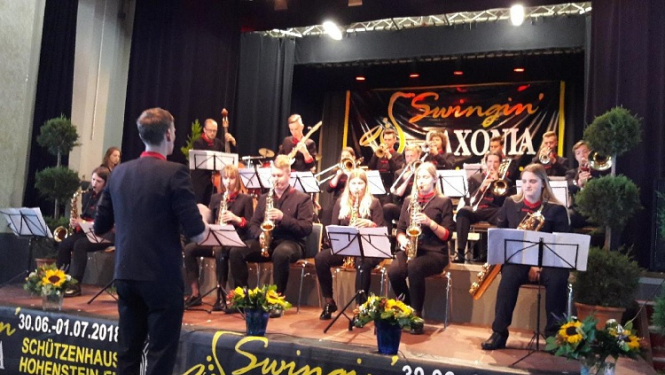 LMMDV kombo un Melngaiļskolas bigbends Vācijā izcīna augstas godalgas