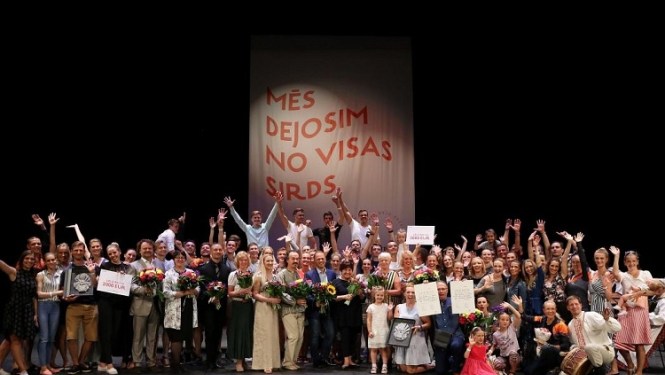 Deju ansamblis “Daiļrade” triumfē deju kolektīvu konkursā un iegūst abas Lielās balvas – A un D grupās