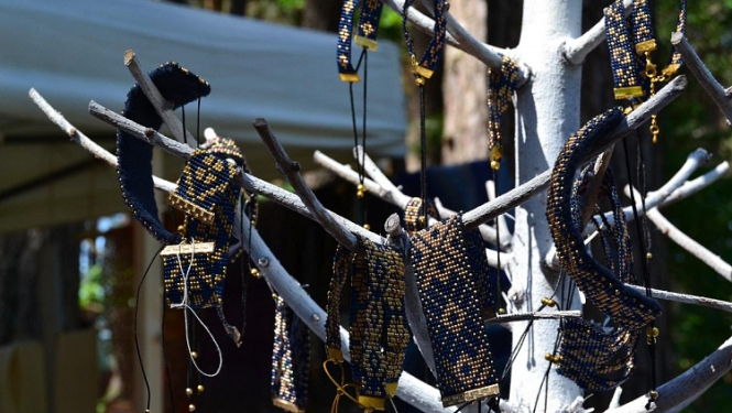 Brīvdabas muzejā 48. reizi krāšņi aizvadīts gadatirgus