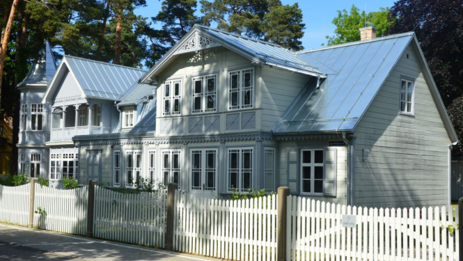 Raiņa un Aspazijas vasarnīca Jūrmalā, foto: Marts Norenbergs.