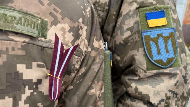 Karavīru formastērpi