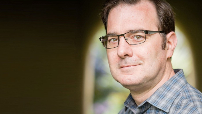 Vēstures profesors Ph.D. Džons Vorns Monro 