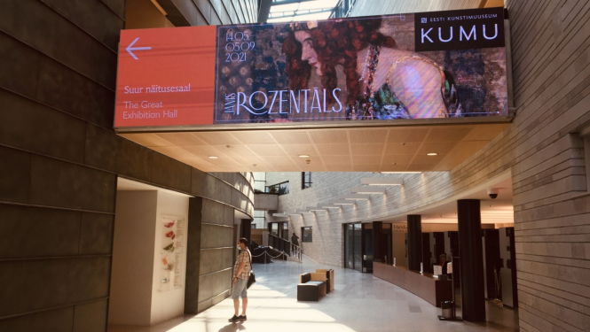 Izstāde “Janis Rozentāls. Dzīves deja” Kumu mākslas muzejā Tallinā. 2021. Foto: Aija Brasliņa.