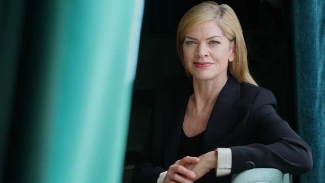 Kanādiešu diriģente Kerija Linna Vilsone (Keri-Lynn Wilson), foto: Olivia Kahler