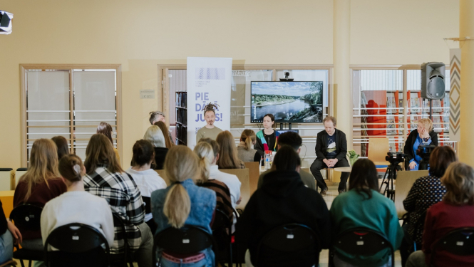 Rakstniecības un mūzikas muzeja vizuālais materiāls