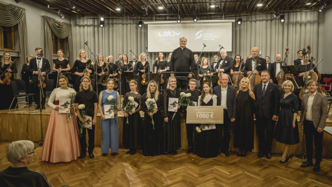 Jauno izpildītāju akadēmiskās mūzikas konkursā galveno balvu saņem LMMDV audzēkne Helēna Eglīte