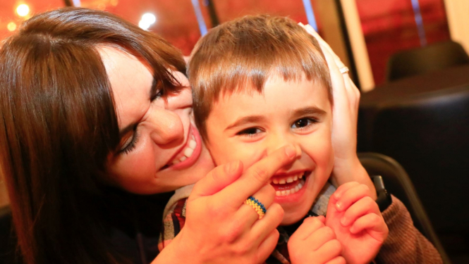 Darbs no Veronikas Simoņenkovas izstādes “Kopā ar Ukrainu”