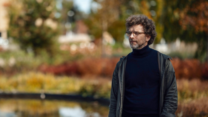 Mākslinieks Krišs Salmanis