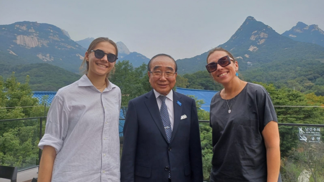 Linda Olte un Emma Skirmante Seulā