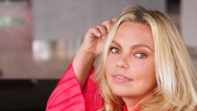 Dziedātājas Linda Leen