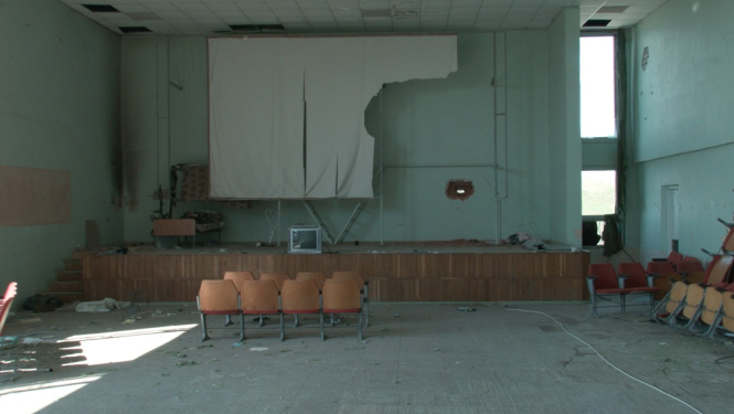 Kadrs no lietuviešu režisora Mantas Kvedaraviča dokumentālās filmas "Mariupole / Mariupolis" (2016)