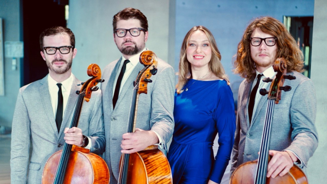 Čellu grupa “Melo-M” un dziedātāja Sonora Vaice