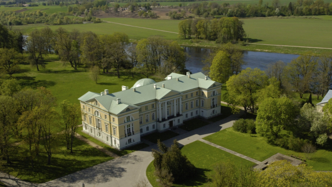 Mežotnes pils komplekss