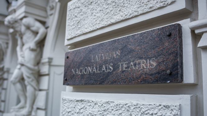 Latvijas Nacionālā teātra ēkas fragments, foto: Oskars Artūrs Upenieks