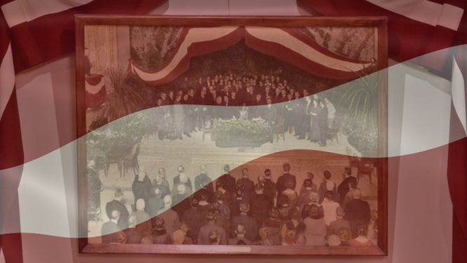 Viļa Rīdzenieka lielformāta kolorētā fotogrāfiju „Latvijas valsts pasludināšana 1918. gada 18. novembrī”