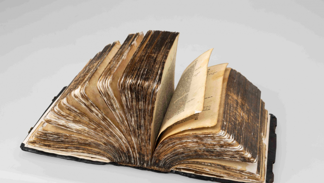 RVKM izstādē eksponēta grāmata, foto: Astrīda Meirāne (RVKM)