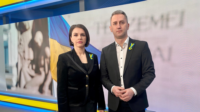 Publicitātes attēls, LTV Ziņu dienesta žurnālisti - Anda Boša un Jānis Geste