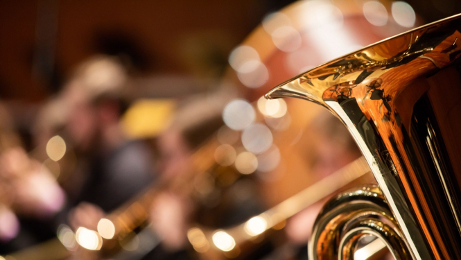 metāla pūšaminstrumenti