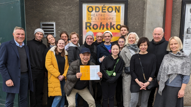 Teātra trupa viesizrādē