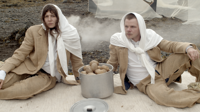 Renāte Feizaka and Klāvs Liepiņš, “Kartupeļu cilvēki 2.0”, video fragments, 2024