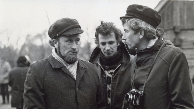 Režisors Aivars Freimanis kopā ar filmas "Puika" operatoru Dāvi Sīmani un scenārija līdzautoru Imantu Ziedoni.