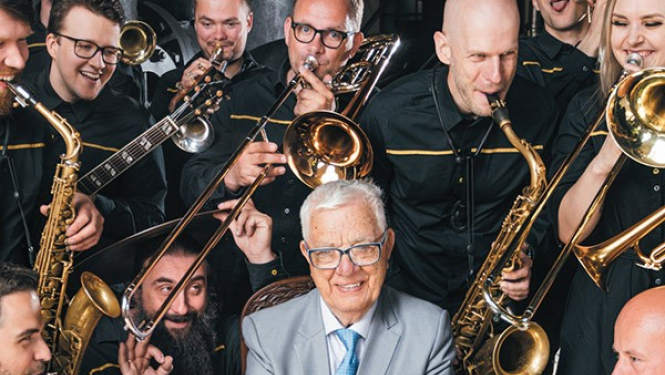 Maestro Raimonds Pauls un mūziķi