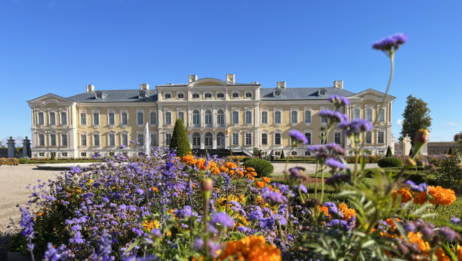 Rundāles pils dārzs