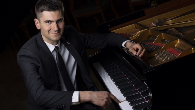 Pianists Vestards Šimkus