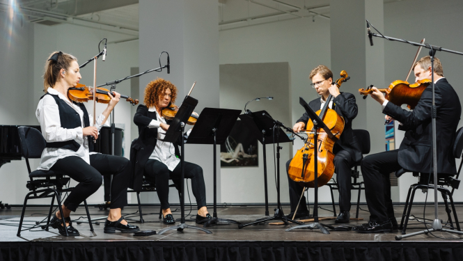 Kamerorķestra "Sinfonietta Rīga" mūziķi