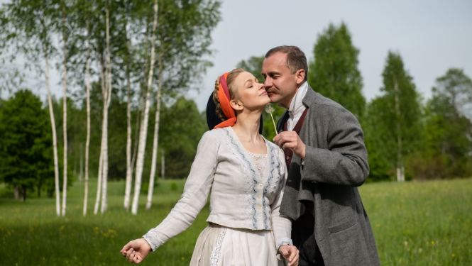 Izrādes “Skroderdienas Silmačos” aktieri