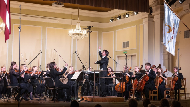 JVLMA simfoniskā orķestra sastāvs