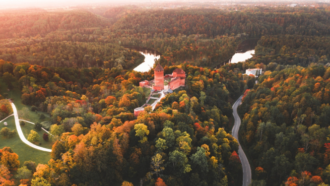 Turaidas pils apkārtne