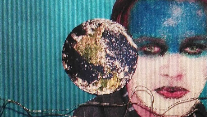 Izrādes vizuālais materiāls