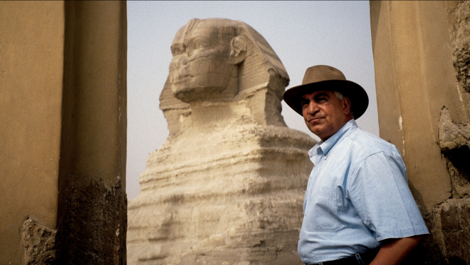 Arheologs Zahi Havass (Zahi Hawass)