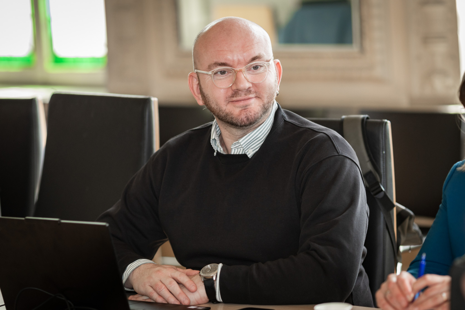 Pilsoniskās sabiedrības attīstības stratēģijas darba grupas sēdes norise un dalībnieki KM Lielajā zālē