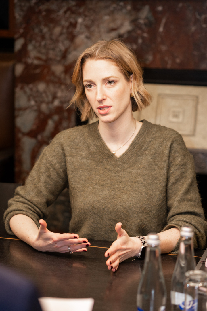 Ministres tikšanās norise ar Francijas institūta Latvijā pārstāvjiem un jauno institūta direktoru Ēriku Sirvēnu (Éric Sirven)