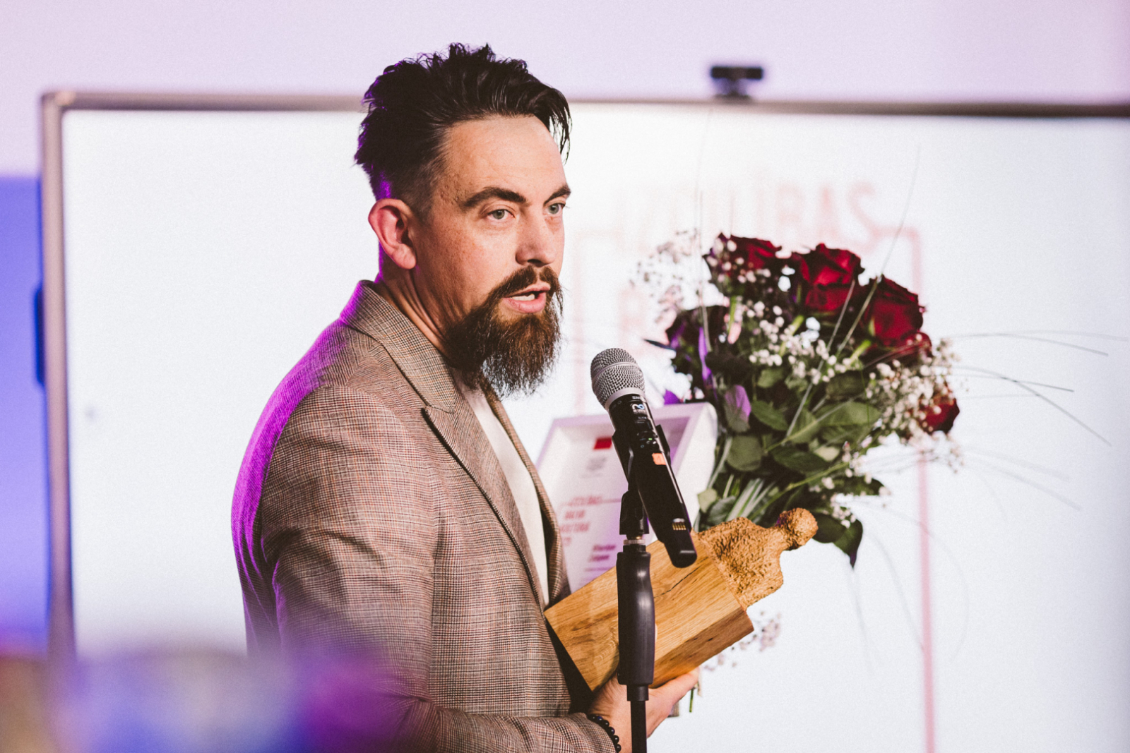 Izcilības balva kultūrā 2025 svinīgās pasniegšanas ceremonijas norise LMA prototipēšanas darbnīcu “Riga MakerSpace” ēkā