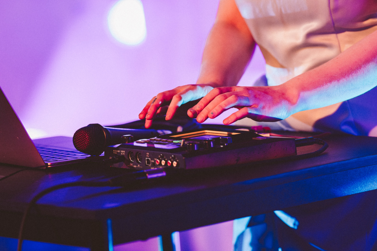 Izcilības balva kultūrā 2025 svinīgās pasniegšanas ceremonijas norise LMA prototipēšanas darbnīcu “Riga MakerSpace” ēkā