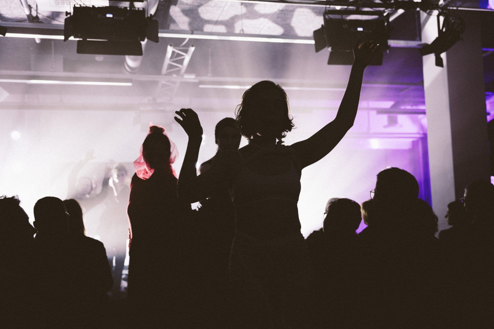 Izcilības balva kultūrā 2025 svinīgās pasniegšanas ceremonijas norise LMA prototipēšanas darbnīcu “Riga MakerSpace” ēkā