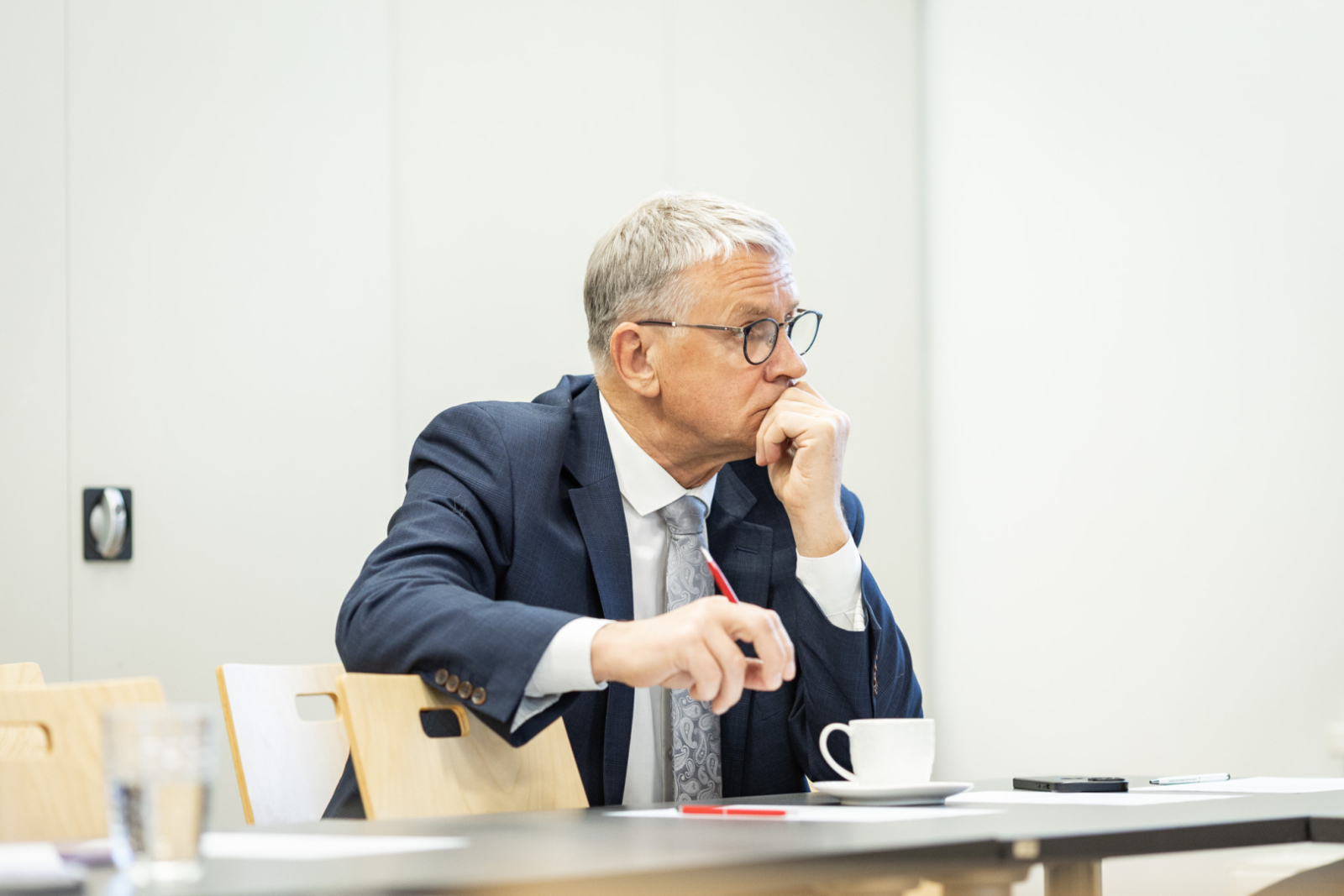 Dziesmu un deju svētku padomes sēdes norise un tās dalībnieki LNKC telpās