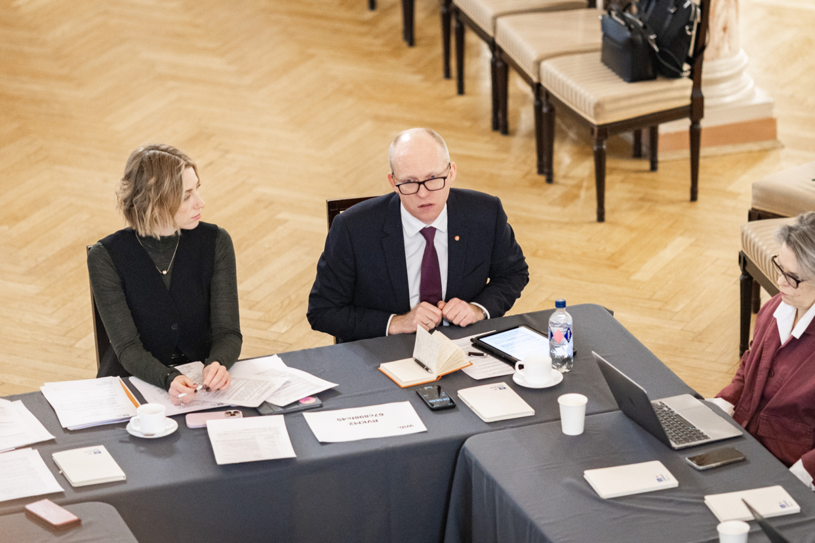 UNESCO Latvijas Nacionālās komisijas dalībnieki RVKM Kolonnu zālē