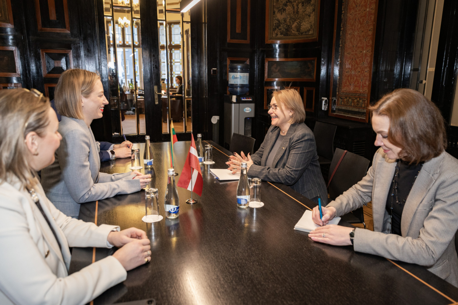 Kultūras ministres Agneses Lāces tikšanās ar Lietuvas Republikas vēstnieci Latvijā Audroni Markevičieni (Audronė Markevičienė)