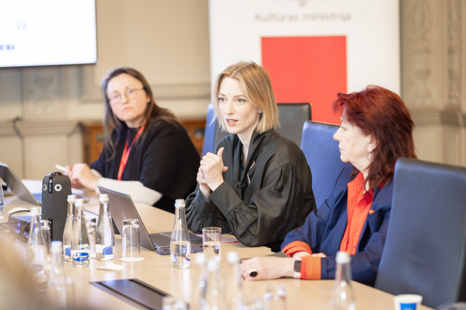 Nacionālās kultūras padomes sēdes norise KM Lielajā zālē