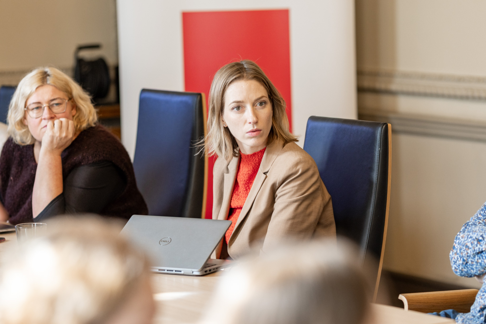 Tikšanās ar kultūras darbinieku arodbiedrībām par izdienas pensiju reformu KM Lielajā zālē