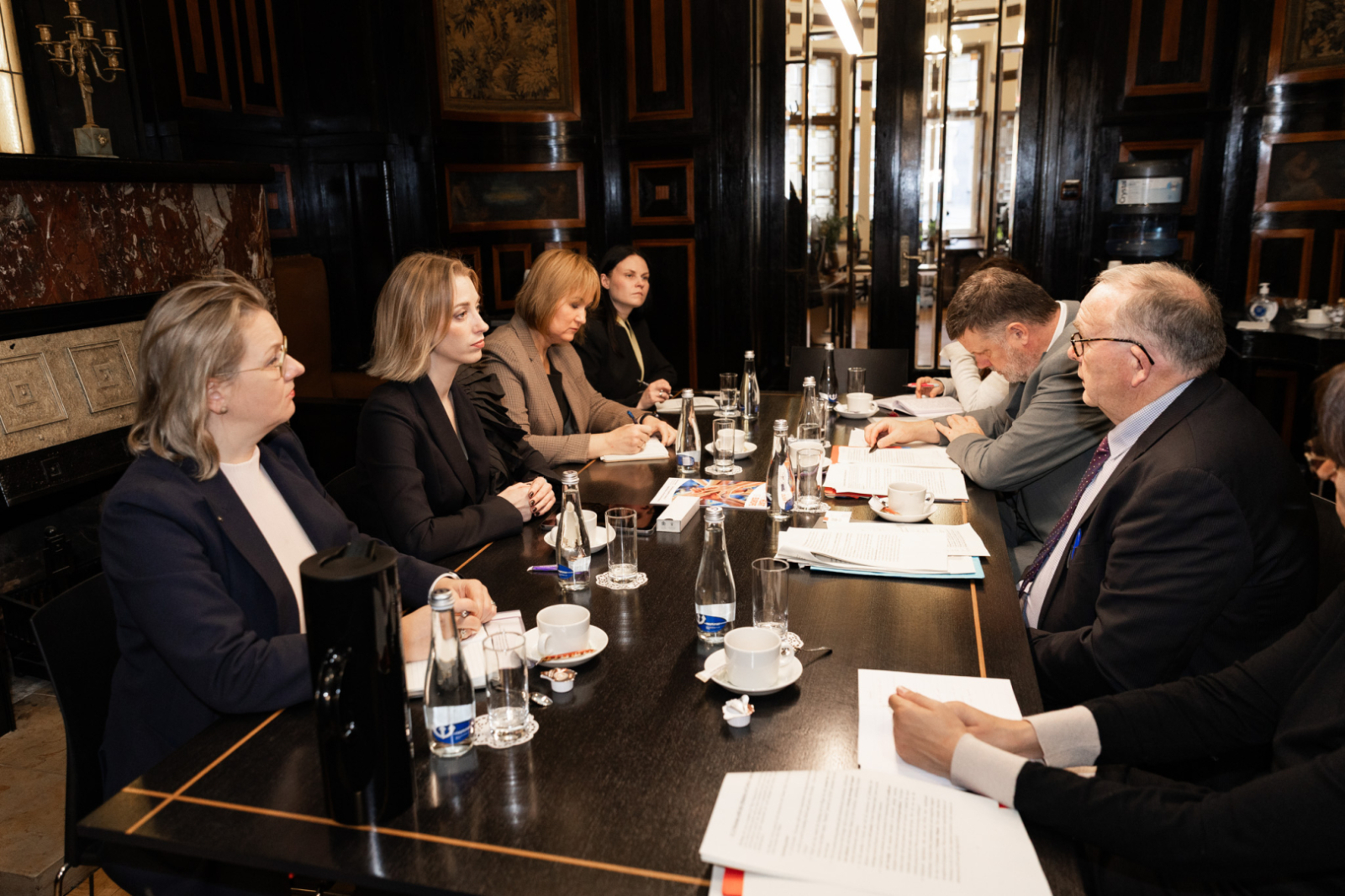 Tikšanās ar Eiropas Ekonomikas un sociālo lietu komitejas priekšsēdētāju Šīmusu Bolandu (Mr Séamus Boland) KM Kamīnzālē