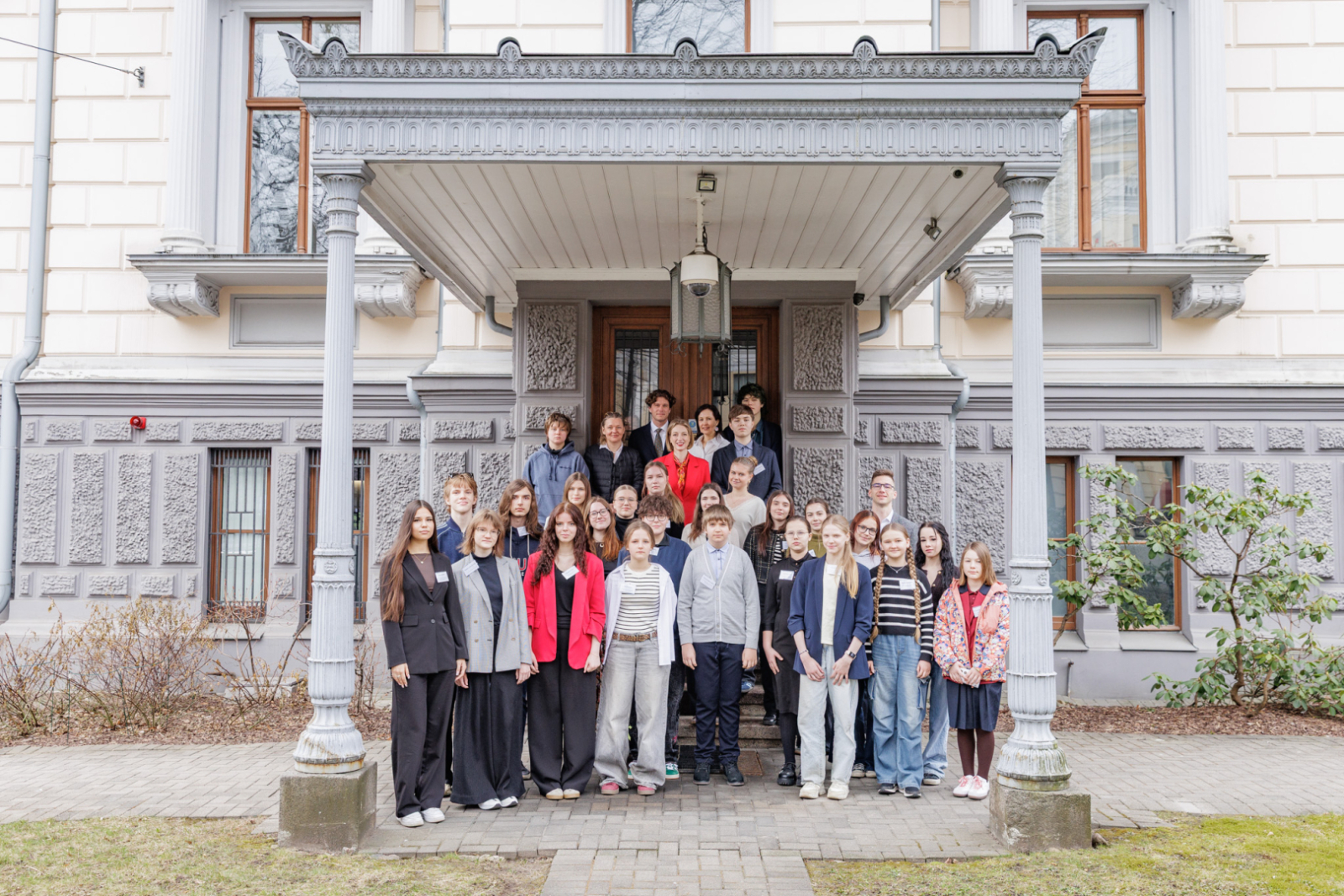 Ēnu dienas norise - jaunieši un KM pārstāvji