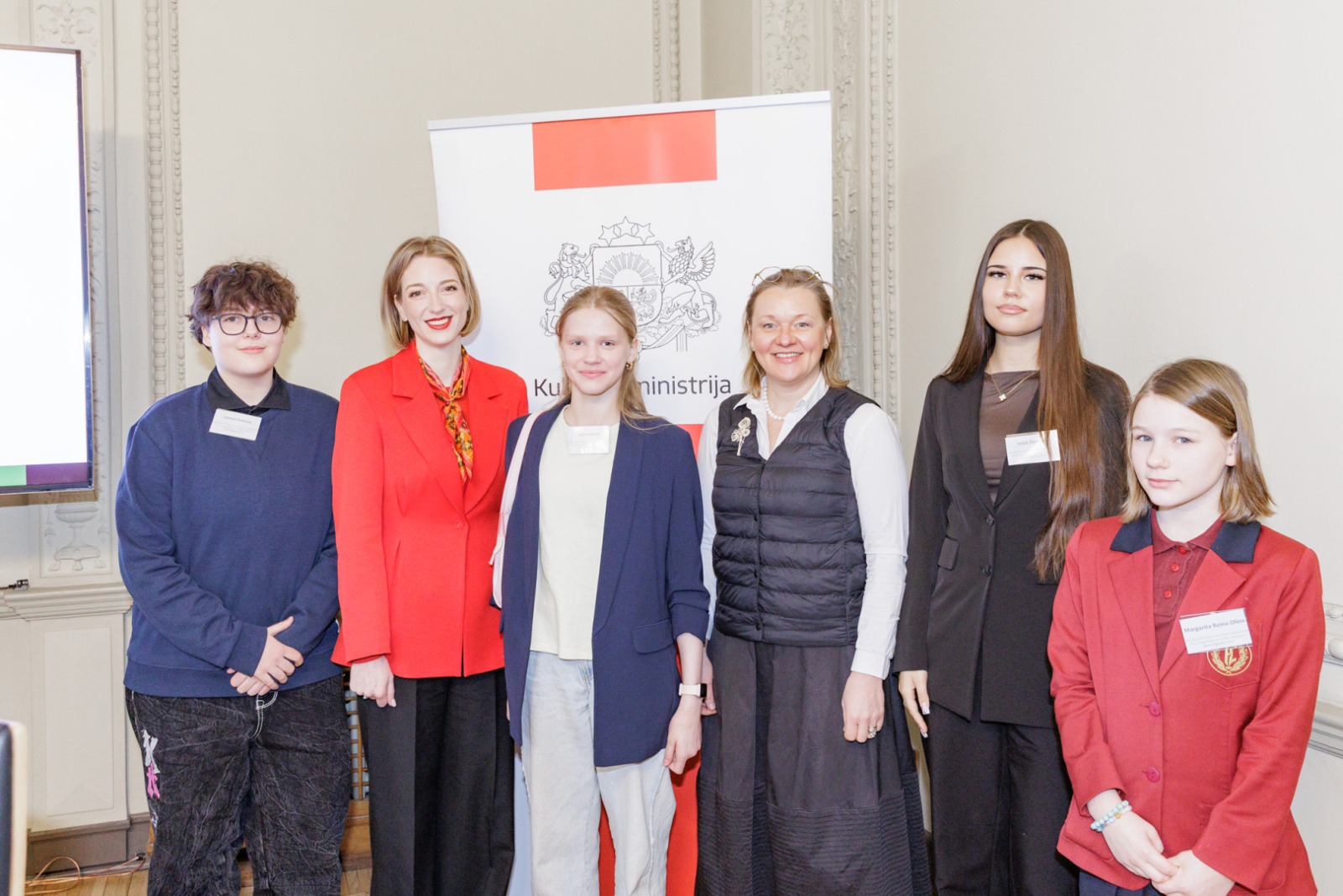 Ēnu dienas norise - jaunieši un KM pārstāvji