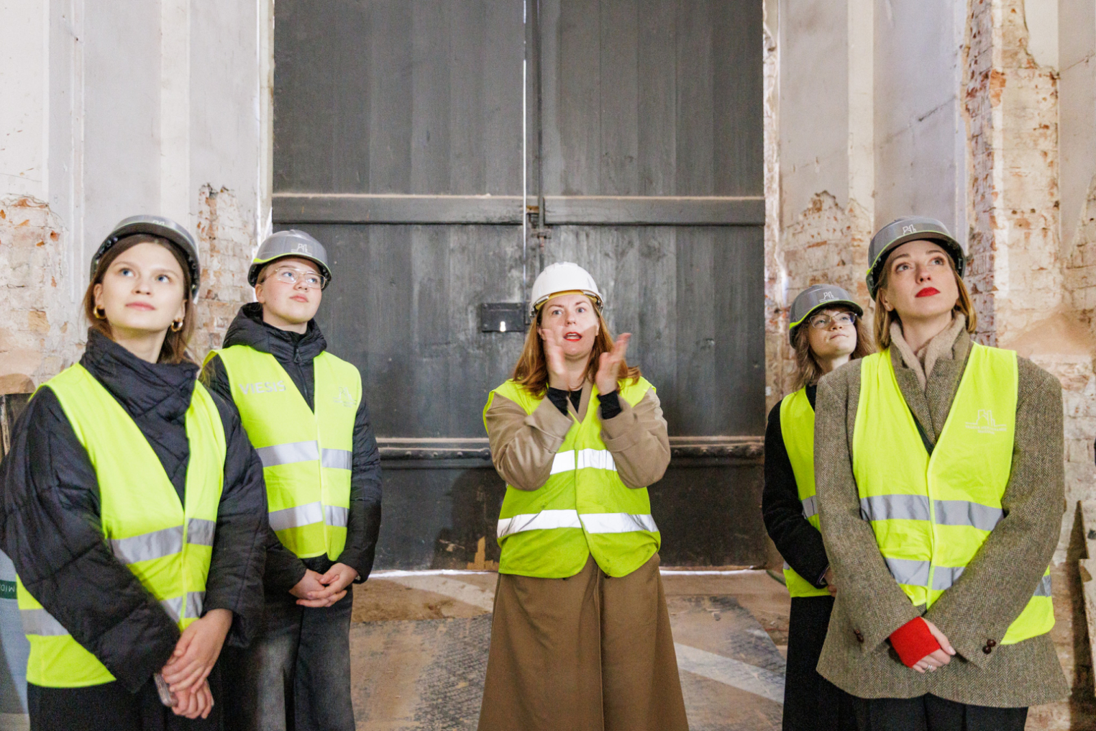 Ēnu dienas norise - jaunieši un KM pārstāvji