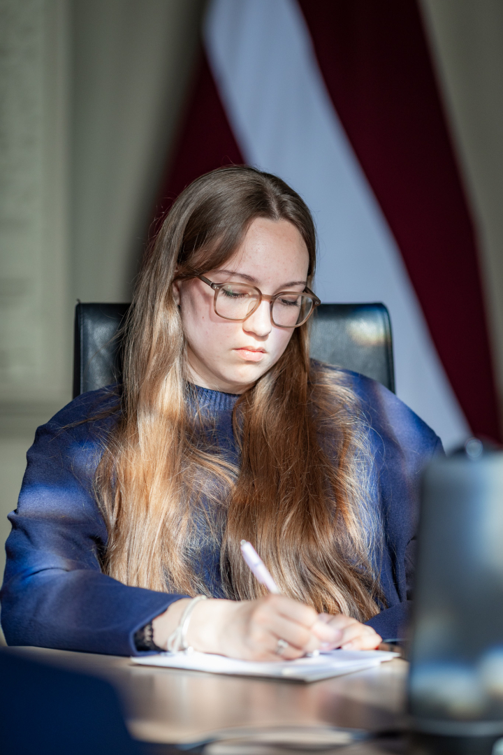 Ministres tikšanās ar jauniešiem Nacionālā dialoga ietvaros KM Lielajā zālē