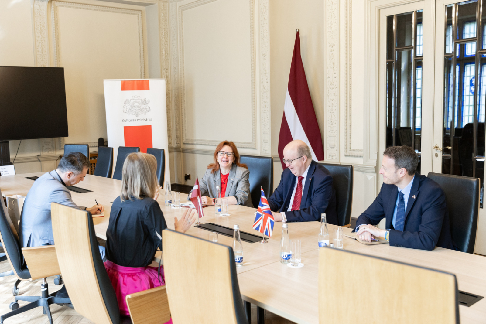 Tikšanās ar Lielbritānijas un Ziemeļīrijas Apvienotās Karalistes ārkārtējo un pilnvaroto vēstnieku Latvijas Republikā V.E. Polu Bramelu (H.E. Mr Paul Brummell)